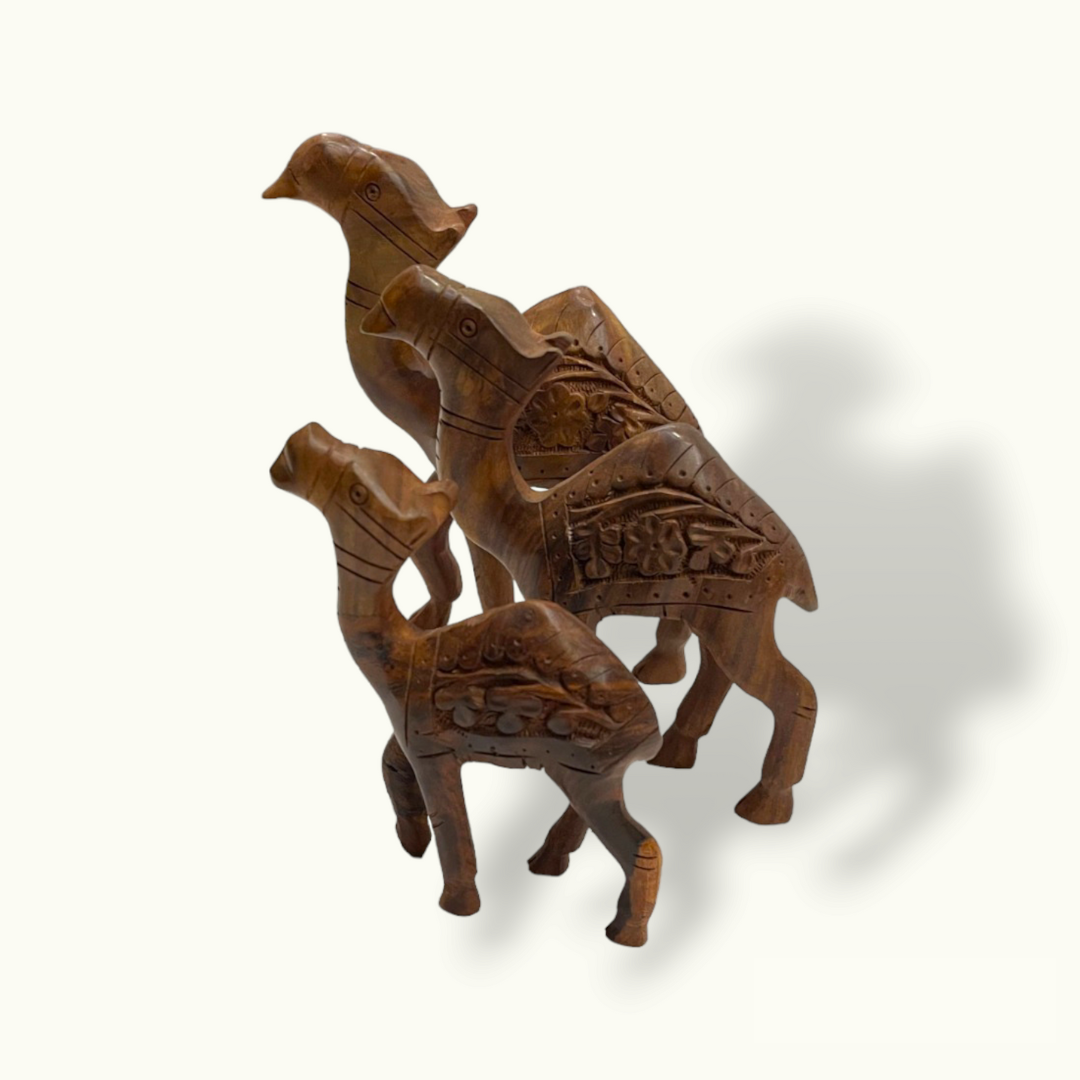 Wooden Camel Set, Stunning Camels Statue, Beautiful Camel Set.