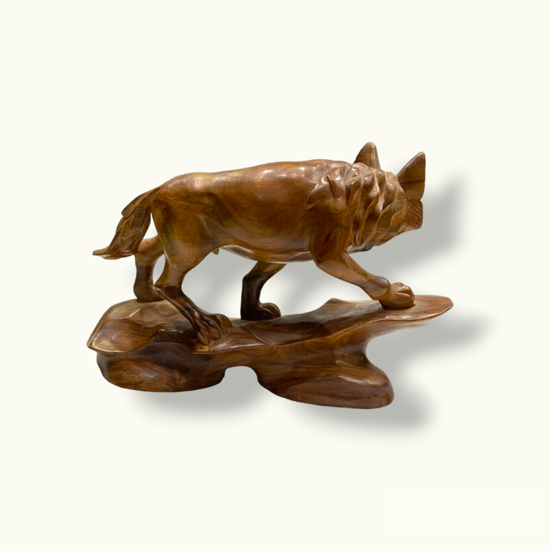 Beautiful Wooden Fox Statue, Fascinating Wooden Fox Sculpture.