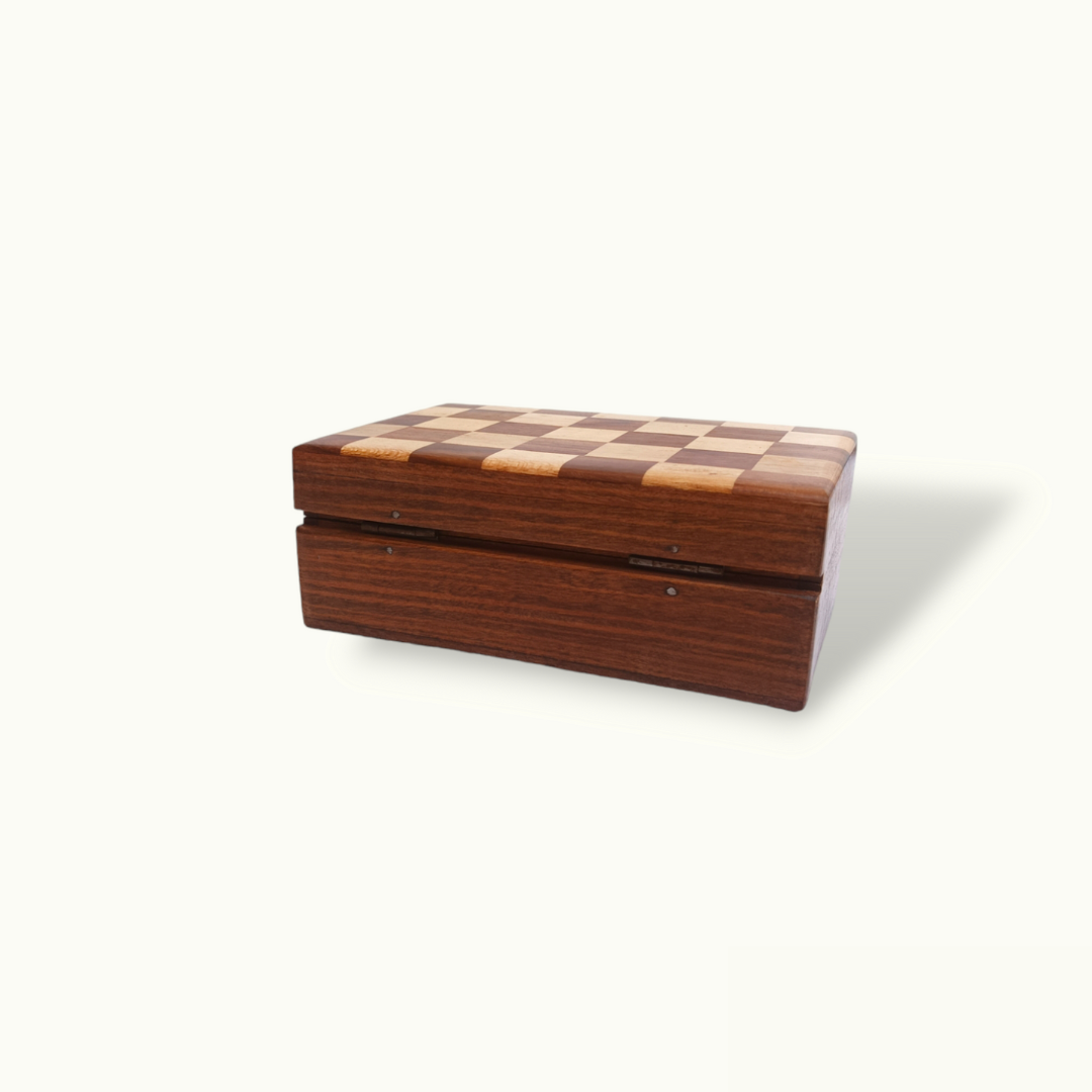 Beautiful Chess Shape Jewelry Box, Creative Wooden Jewelry Box.