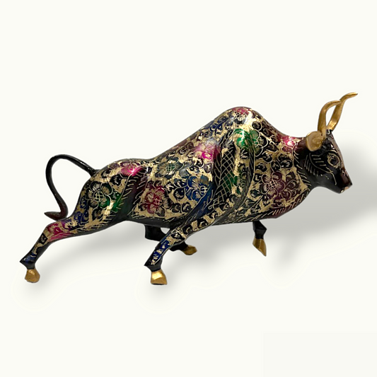 Stunning Brass Bull Statue, Handcrafted Beautiful Bull Sculpture.